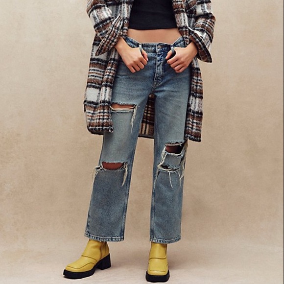 Free People Lucia Distressed Ankle Cropped Jeans - Picture 1 of 12